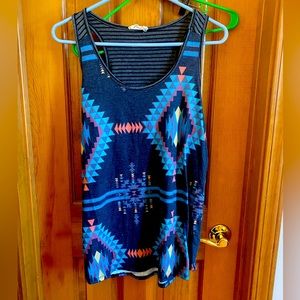 Navajo pattern tank